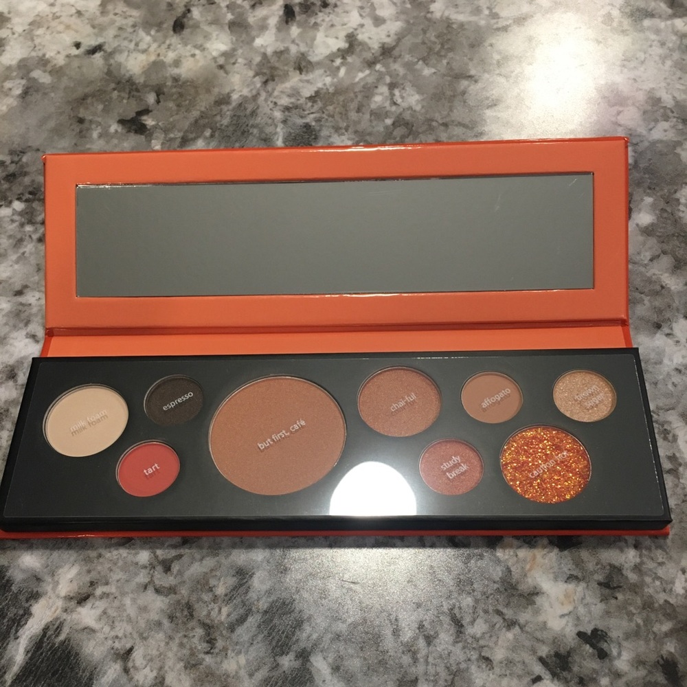 Touch in Sol Eyeshadow Palette